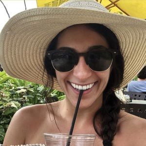 Meet your Posher, Anna